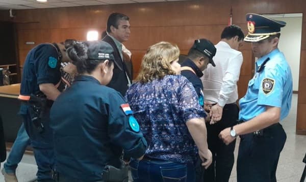 Condenan a Enzo Cardozo y Rody Godoy, ambos exministros de Agricultura