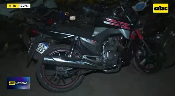 Motociclista murió arrollado luego de chocar contra vendedor ambulante, reportan