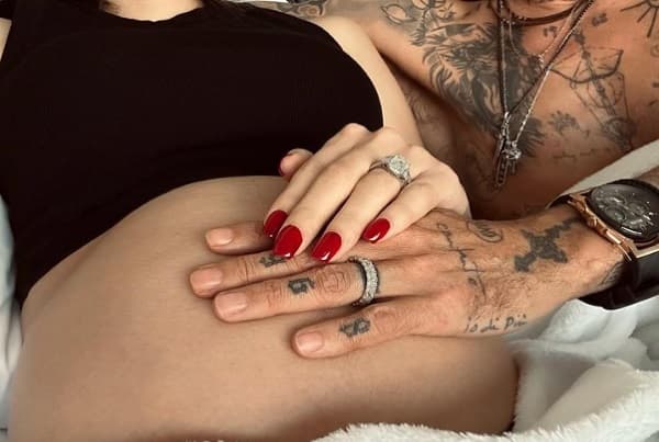 Nadia y Marc confirman que hay bebé en camino