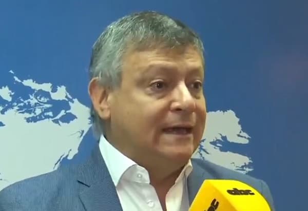 Embajador argentino espera expresiones públicas de Peña tras polémica