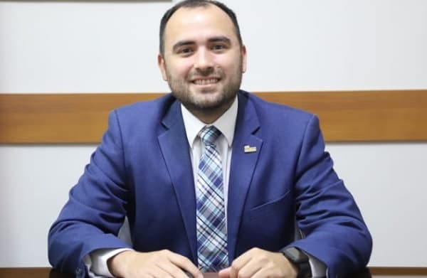 Jorge Bogarín debe renunciar al Jurado y Consejo, afirman senadores