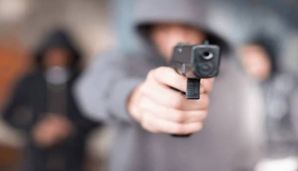 Familia es tomada de rehén en medio de asalto a vivienda en Minga Guazú