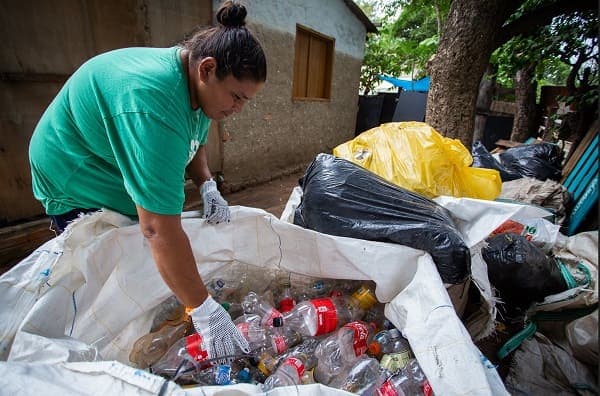 Resaltan importancia del reciclador en su día 