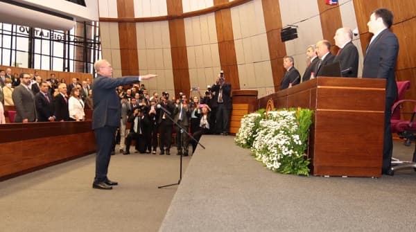 Emiliano Rolón toma el cargo de Fiscal General del Estado