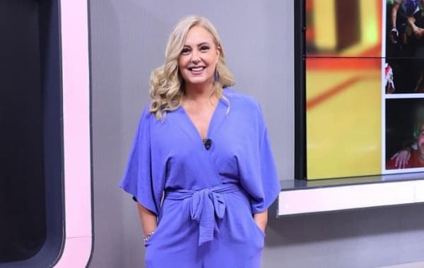 Menchi aclara que no hace campaña política tras viralización de videos 