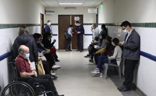 Salud reporta ligero aumento de casos de Covid-19