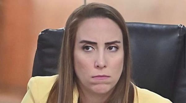 Concejala capitalina pide cancelar las minifaldas