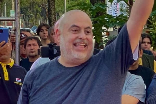 Payo Cubas anuncia su precandidatura a la Presidencia para el 2028