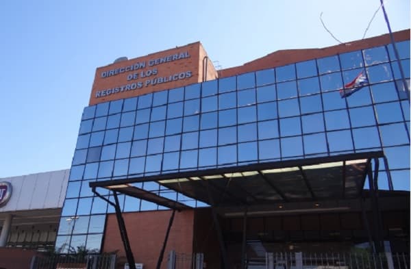 Directora de Registros Públicos recibe amenazas tras revelar denuncia a club