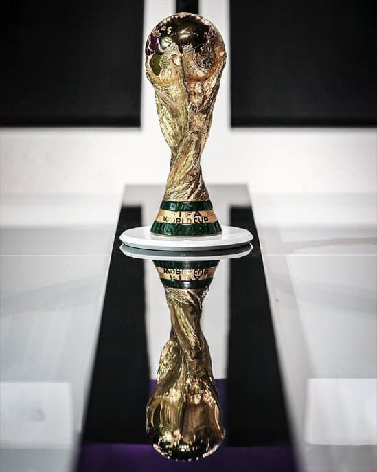 Un poderoso y millonario candidato a organizar el mundial 2030 se baja de la lucha