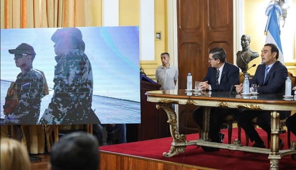 Tensión por polémica entre la Armada Paraguaya y pescadores argentinos