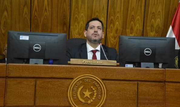 Eligen a Raúl Latorre como presidente de la Cámara de Diputados