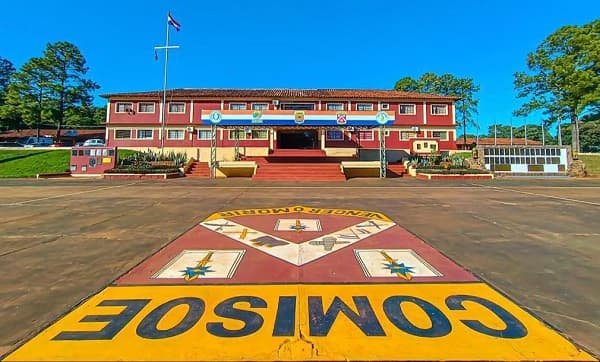 Gestión de brote de varicela en Colegio Militar de Itapúa