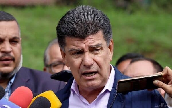 TSJE ratifica presidencia de Fleitas en PLRA y Alegre pierde