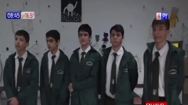 Jóvenes paraguayos en robótica: Hacia Colombia para hacer historia