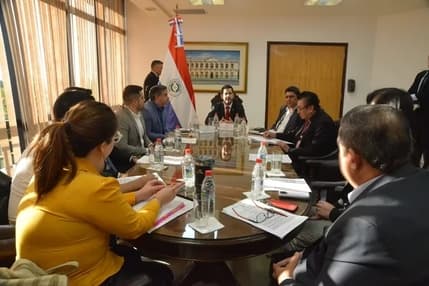 Nueva mesa directiva de la Cámara de Diputados se reúne