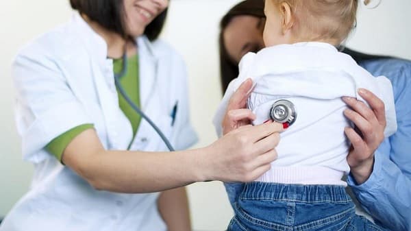 Reportan disminución de casos respiratorios por vacaciones de invierno