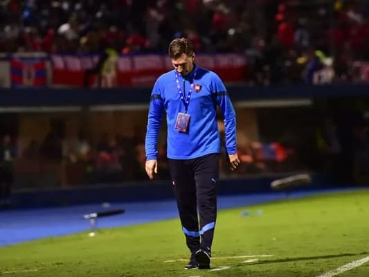 Facundo Sava ya no es técnico de Cerro Porteño