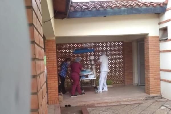 Aún no hay fecha de intervención para separar a los siameses