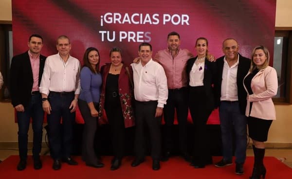 Tras renunciar al PCN, la senadora Zenaida Delgado aparece con Cartes