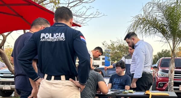 Detienen a abogado, esposo de la jueza de Capiatá por “coima”