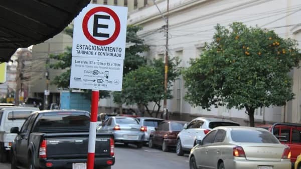 Vecinos se manifiestan para frenar el estacionamiento tarifado en Asunción