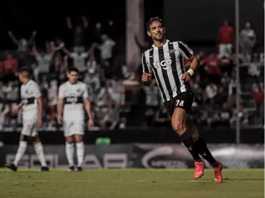 ¿Es posible la vuelta de Roque Santa Cruz al Olimpia?