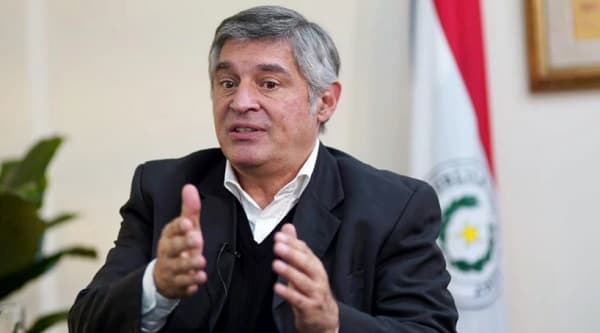 MEC descarta adenda. Apunta a mejorar Lengua y Matemáticas con fondos de la UE