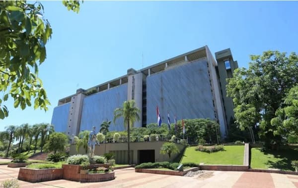 BCP interviene el mercado para contener suba del dólar