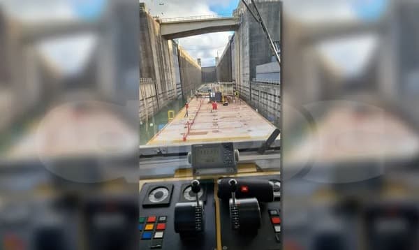 Conflicto marítimo: Retienen barcaza paraguaya en aguas compartidas