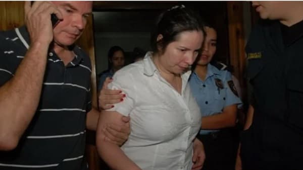 La “comepapeles” se entrega para cumplir condena