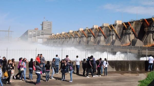 Paraguay y Argentina avanzan hacia resolución de deuda en Yacyretá