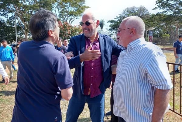 Juan José Zapag resiste a la renuncia: “¿Qué me van a hacer correr tres pelagatos?”