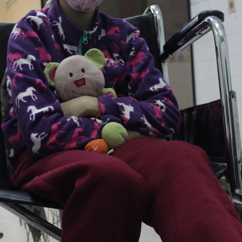 Primeros trasplantes de huesos en niños con osteosarcoma en el Hospital “Acosta Ñu”