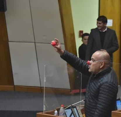 El ‘nocaut’ a Bachi: Veto de Peña enciende polémica en el Congreso