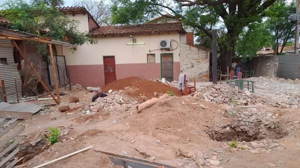 Engineering retoma obra abandonada en escuelas asuncenas tras años de espera