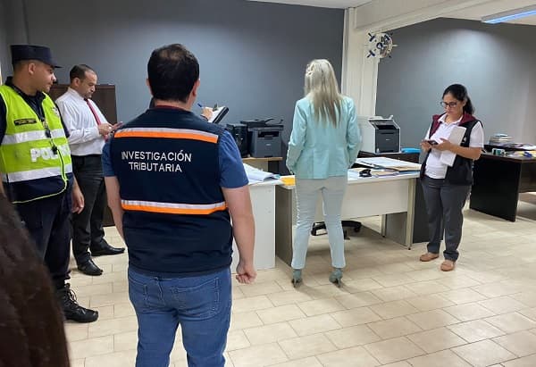 Dinac denuncia esquema de defraudación en importaciones electrónicas