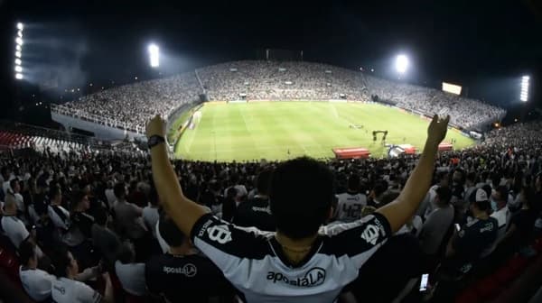 Olimpia paga alto precio por actos de racismo en la Copa Libertadores