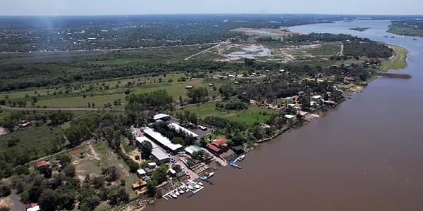 Hermano de senador vende terreno del Ministerio de Defensa a juez