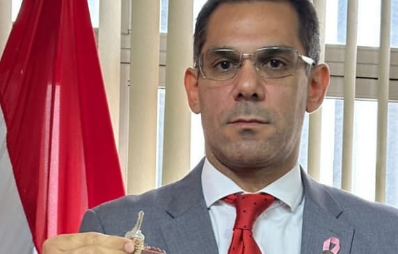 “Ocupantes vip” entregan llaves reconociendo tierras estatales