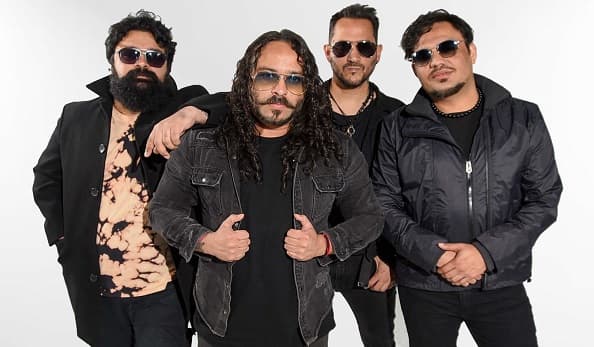 Salamandra celebra su trayectoria con un concierto inolvidable