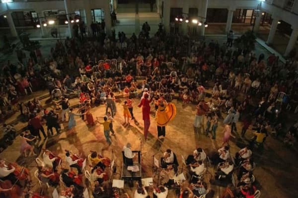 La OSCA y Bochin Teatro Clown celebran la música y el humor en ‘El gran vals’