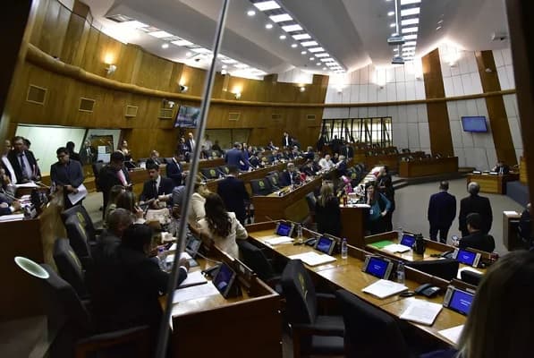 Cámara de Diputados aborda variada agenda legislativa