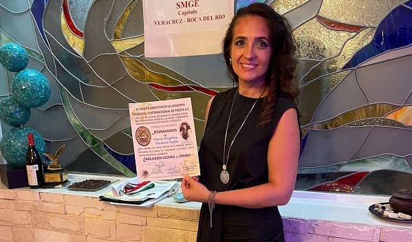 María Angélica Siadous Ayala, poeta paraguaya que conquista México, retorna a sus raíces