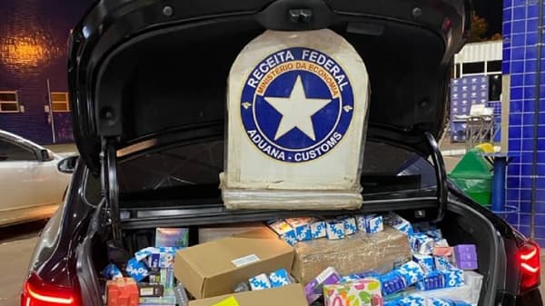 Hermanas paraguayas detenidas por contrabando de USD 200.000