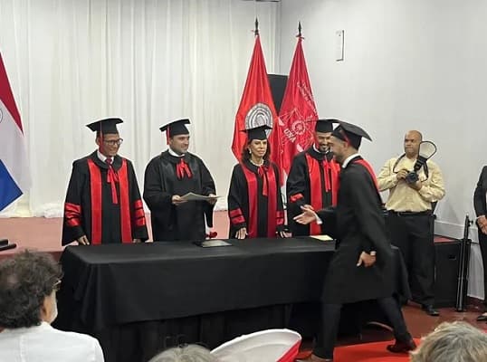 Jorge Bogarín Alfonso, marcado por EEUU como ‘corrupto’, es padrino de promoción en la UNA