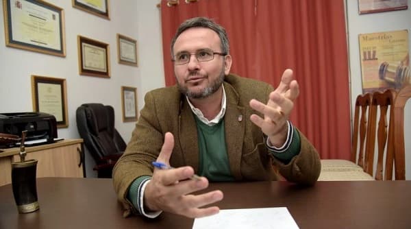 Criminólogo alerta: Difícil luchar contra el crimen organizado con colorados en el poder