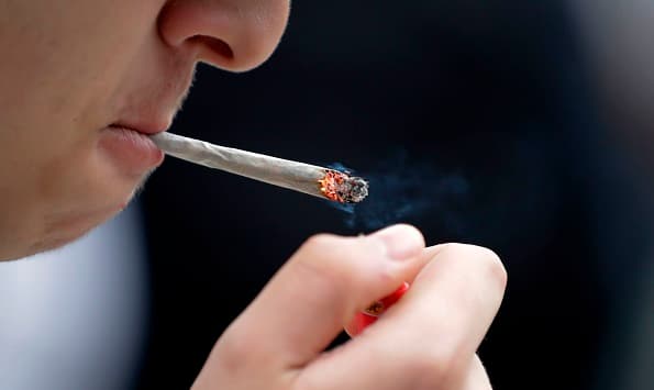 Alerta: Consumo de marihuana eleva riesgo cardíaco