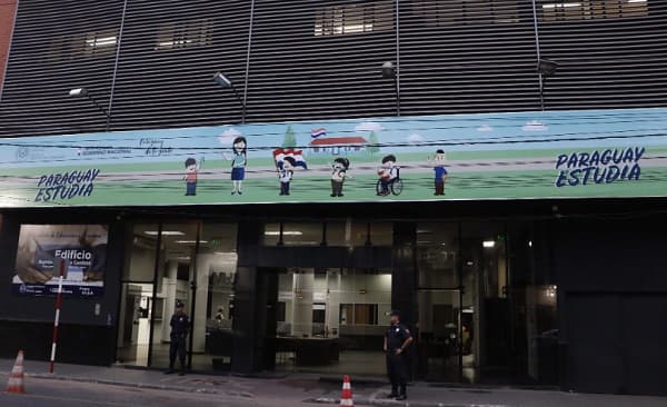 ¡Escándalo en la Educación! Docentes imputados por títulos falsos