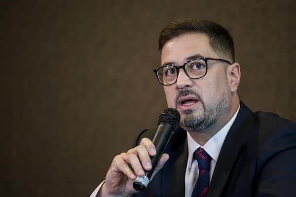 Bancard rechaza multa de Conacom y anuncia acciones judiciales